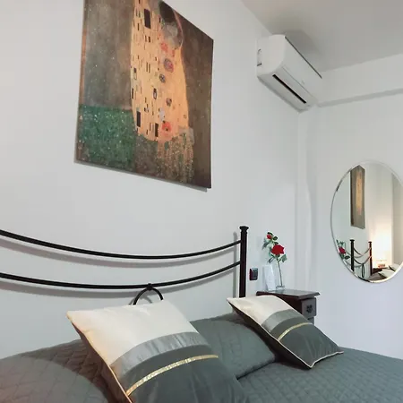 Rose Bed and Breakfast *